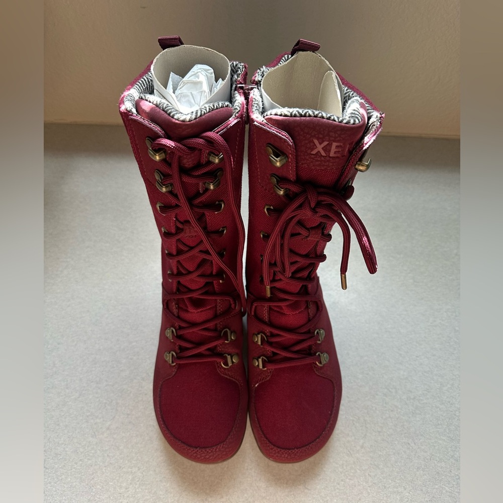 Xero shoes maroon boots.